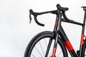 C20_C66150M_SuperSix_Neo_1_GRA_D3